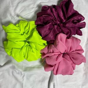 X- Large Claires scrunchies